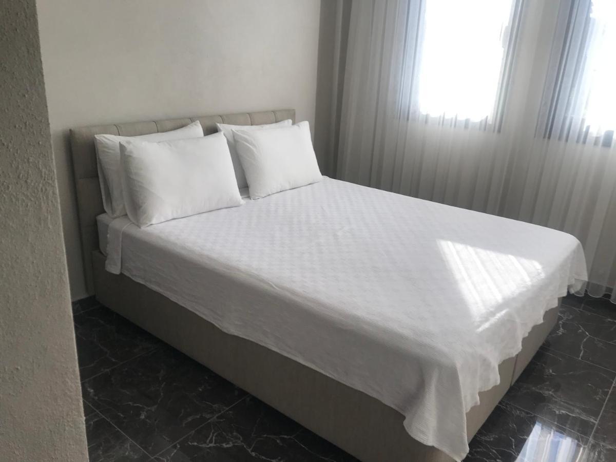 Golden Lake Aparts Aparthotel Koycegiz ภายนอก รูปภาพ